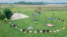 playground lars laj